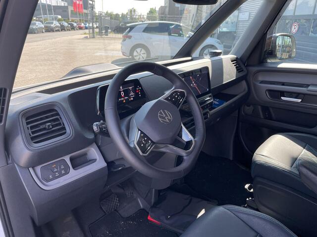 Volkswagen ID. Buzz Cargo 77 kWh | Airco | Trekhaak wegklapbaar | 20" lm velgen | Lederen bekleding | stoelverwarming | Volledige betimmering laadruimte | Spoilerpakket | Armsteunen voorstoelen | Assistentiepakket plus |