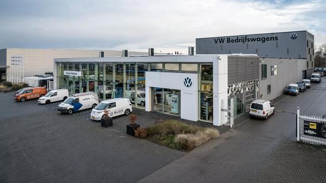 Volkswagen ID. Buzz Cargo Anniversary Edition 286pk 79 kWh > Gelimiteerde editie; netto prijs excl. BTW en kosten rijklaarmaken <