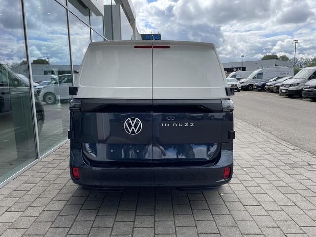 Volkswagen ID. Buzz Cargo 79 kWh | Trekhaak | ACC | Camera |