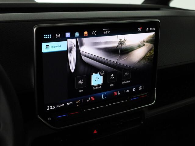 Volkswagen ID. Buzz Cargo Bulli Edition 210 kW 286 pk | Trekhaak elektrisch uitklapbaar | Schuifdeur links en rechts | Stoelverwarming | 19" lm velgen Tilburg | ID BUZZ Box tussen voorstoelen | Diefstalarm