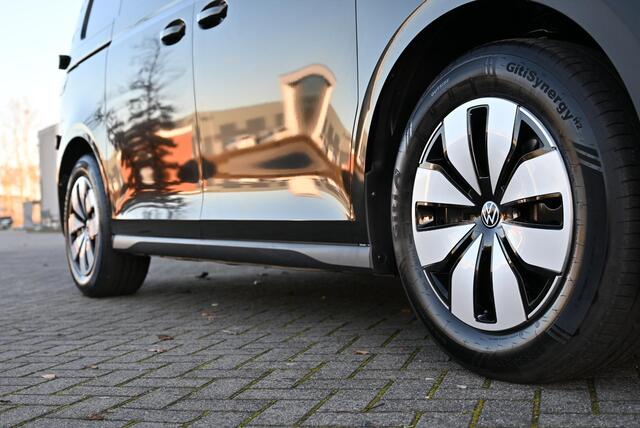 Volkswagen ID. Buzz Cargo 79 kWh 286 PK | Black Edition | Cam | LED | Cruise | CarPlay | ¤ 475 P.M.