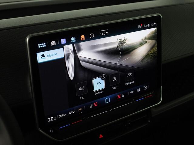 Volkswagen ID. Buzz Cargo Bulli Edition 286 pk | 2x schuifdeur | LED | Trekhaak | Stoelverwarming | Apple carplay/Android auto | L.M. Wielen 19" | Voorruitverwarming