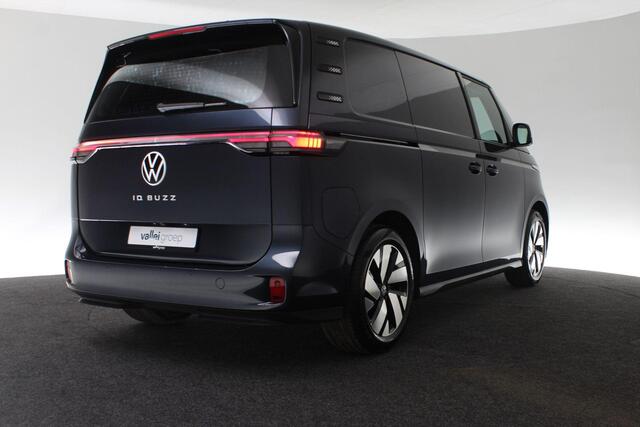 Volkswagen ID. Buzz Cargo Bulli Edition 286 pk Trekhaak | 360 Camera | Stoelverwarming | Led | Bijrijdersbank | Apple carplay/Android auto | Achterklep | Voorruitverwarming