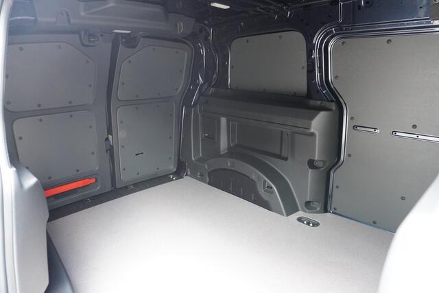 Volkswagen ID. Buzz Cargo ID. Buzz Cargo 286 pk, Achteruitrijcamera, Comfortstoelen met armleuning, Navigatie, Achterdeuren zonder ruit, Trekhaak, Warmtepomp