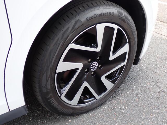 Volkswagen ID. Buzz Cargo 77kWh ! 95%SOH ! 3-ZITS/TREKHAAK/CAMERA/CARPLAY