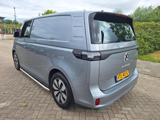 Volkswagen ID. Buzz Cargo 77 kWh 204 pk / IQ Light / PDC / Navigatie