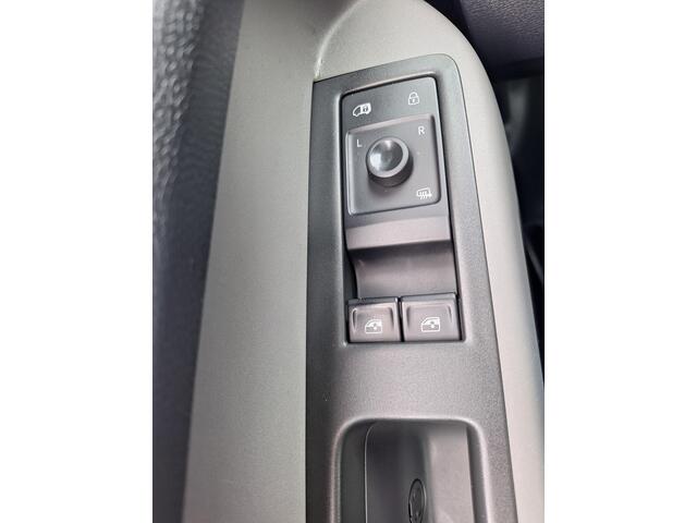 Volkswagen ID. Buzz Cargo 77 kWh 204 pk / IQ Light / PDC / Navigatie