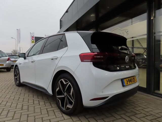 Volkswagen ID.3 FIRST PLUS 58 KWH Navigatie Led 19 Inch 2020