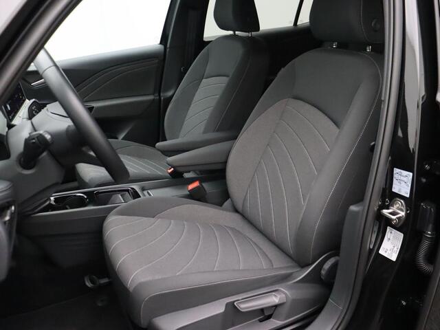 Volkswagen ID.3 Pro Business 204pk Automaat Adaptive cruise control, Navigatie, Stoelverwarming, LED matrix koplampen, Achteruitrijcamera, Parkeersensoren, Stuurwiel verwarmd