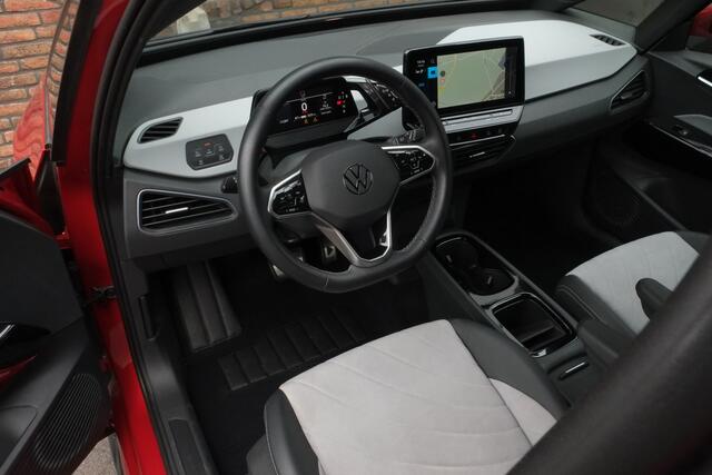 Volkswagen ID.3 Pro S 77 kWh Warmtepomp, 360° camera, Matrix koplampen, Dodehoek detectie