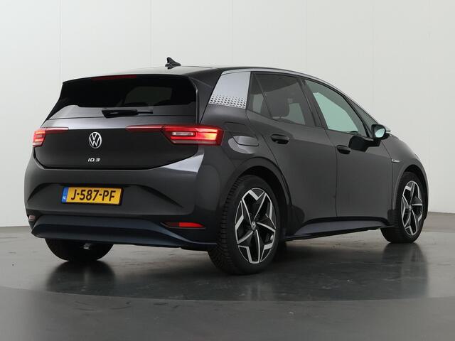 Volkswagen ID.3 First Plus 58 kWh | Navigatie | Parkeercamera | Stoelverwarming | Keyless Go | Apple CarPlay | LED | Verkeersbordherkenning | Stuurverwarming | Adaptieve Cruise Control | IQ Licht |
