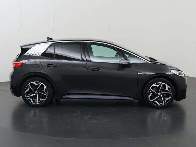 Volkswagen ID.3 First Plus 58 kWh | Navigatie | Parkeercamera | Stoelverwarming | Keyless Go | Apple CarPlay | LED | Verkeersbordherkenning | Stuurverwarming | Adaptieve Cruise Control | IQ Licht |