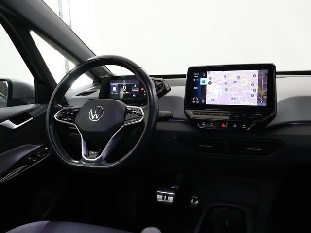 Volkswagen ID.3 First Plus 58 kWh | Navigatie | Parkeercamera | Stoelverwarming | Keyless Go | Apple CarPlay | LED | Verkeersbordherkenning | Stuurverwarming | Adaptieve Cruise Control | IQ Licht |