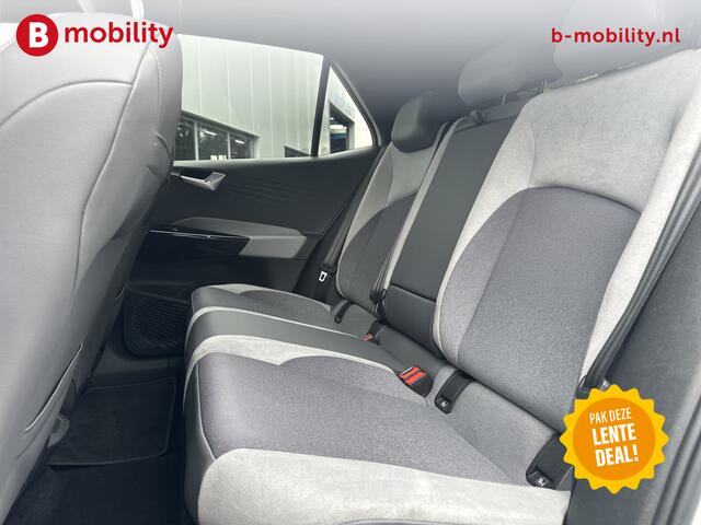 Volkswagen ID.3 First Plus 58 kWh Trekhaak Achteruitrijcamera Apple CarPlay-Android Auto | Stoel/Stuurverwarming | DAB | Adaptive Cruise Control