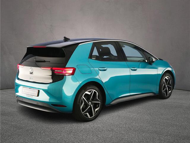 Volkswagen ID.3 1st Plus 204pk Automaat Adaptive cruise control, Navigatie, Achteruitrijcamera, Stuurwiel verwarmd, Stoelverwarming, LED matrix koplampen