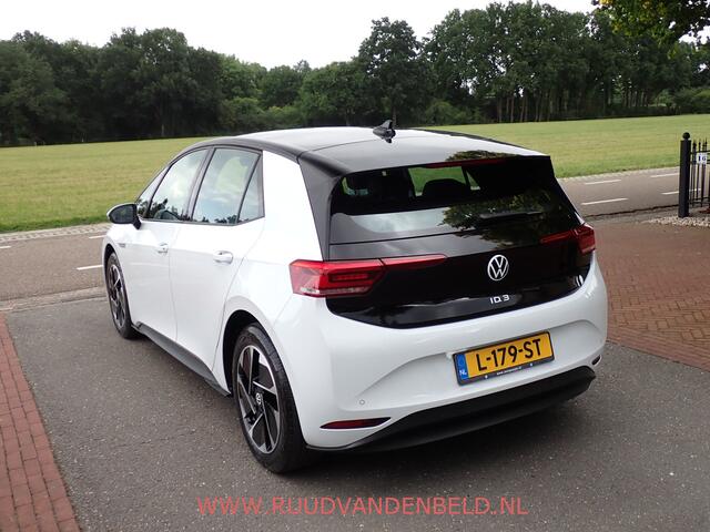 Volkswagen ID.3 PRO 58kWh ADAP.CRUISE/18''/STOEL+STUUR-VERWARMING