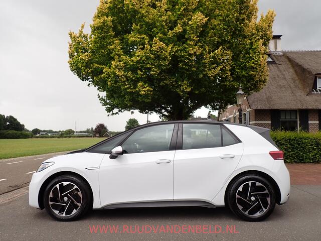 Volkswagen ID.3 PRO 58kWh ADAP.CRUISE/18''/STOEL+STUUR-VERWARMING