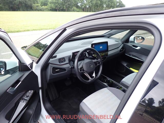Volkswagen ID.3 PRO 58kWh ADAP.CRUISE/18''/STOEL+STUUR-VERWARMING