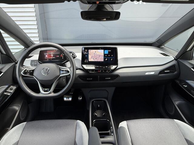 Volkswagen ID.3 First Plus 58 kWh ?SOH 94.3% ?Matrix LED ?Full LED ?Alcantara ?Sfeerverlichting ?Navigatie ?Camera ?Trekhaak ?Lichtmetaal 19" ?Parkeersensoren