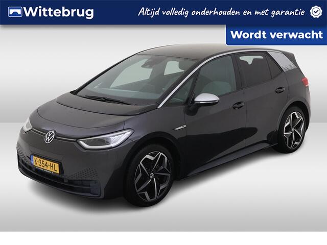 Volkswagen ID.3 First Plus 58 kWh 204pk / LED / Navigatie / Camera / Donker Glas / 19" LMV