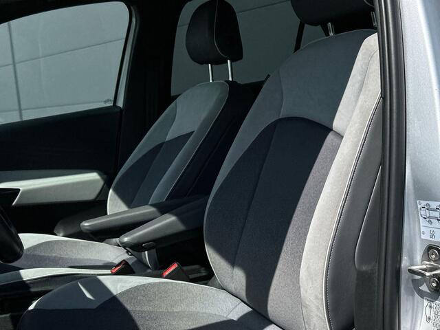 Volkswagen ID.3 Business 58 kWh | Carplay | Stoelverwarming | Navigatie | Achteruitrijcamera |