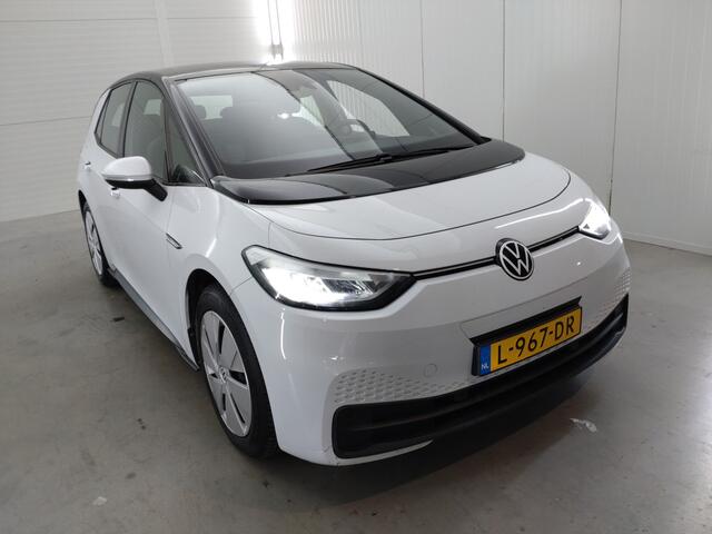 Volkswagen ID.3 Life 58 kWh | PDC | Winterpakket |