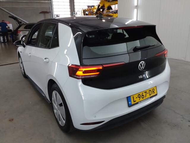 Volkswagen ID.3 Life 58 kWh | PDC | Winterpakket |