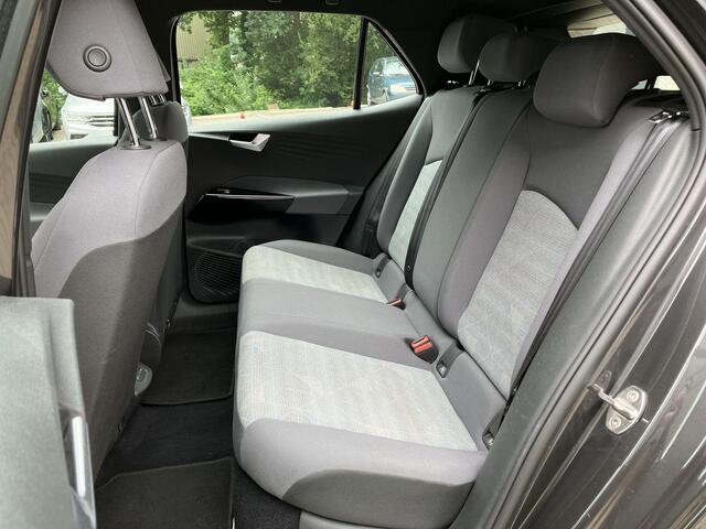 Volkswagen ID.3 Pro Advantage 204pk 58 kWh · Apple/Android Car Play · Navi · P-Sensoren · Stoelverwarming · 18'' Inch ·