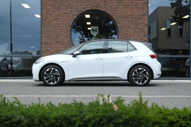 Volkswagen ID.3 Life 58 kWh ACC, Navigatie, Carplay, Stoel- en stuurverwarming