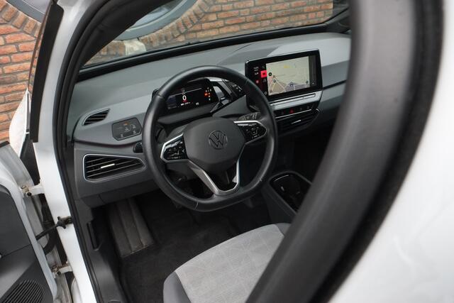 Volkswagen ID.3 Life 58 kWh ACC, Navigatie, Carplay, Stoel- en stuurverwarming