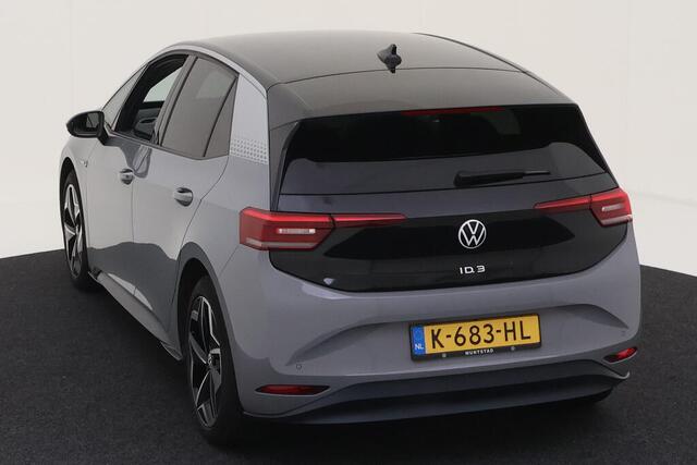 Volkswagen ID.3 First Plus 58 kWh / CAMERA/ PARK. SENSOREN/ IQ. LIGHT/ GETINT GLAS/ NAVI/ 19" LMV