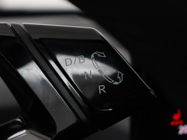 Volkswagen ID.3 Life 58 kWh | Stoel & Stuurverwarming | Adaptive cruise | Carplay | Navigatie | PDC | Climate control | Sfeerverlichting