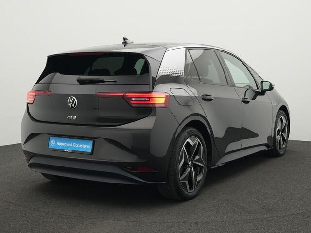 Volkswagen ID.3 First Plus 58 kWh 204 pk | IQ Light | Achteruitrijcamera | Stoelverwarming | Adaptive Cruise | Navigatie