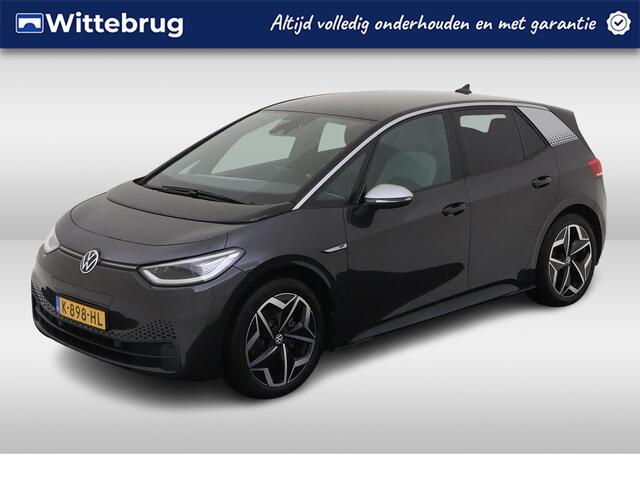 Volkswagen ID.3 First Plus 58 kWh / IQ LED Matrix / 19" LMV / Navi / Camera / Keyless / Stuur en Stoelverwarming