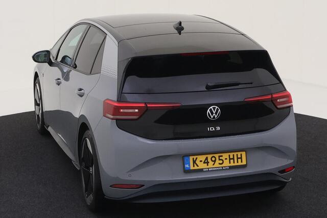 Volkswagen ID.3 First Max 58 kWh / Panoramadak / LED / Elek verstelbare Bestuurdersstoel / Navigatie / Camera/ 20" LMV
