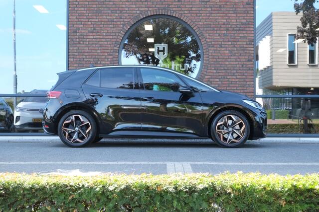 Volkswagen ID.3 Pro S Limited Edition 77 kWh Panoramadak, 360° Camera, ACC, Dodehoek detectie