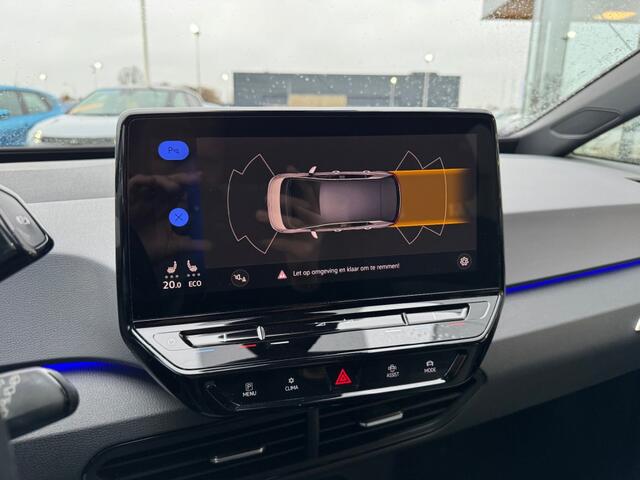 Volkswagen ID.3 First 58 kWh - stoelverwarming - navi - sensoren