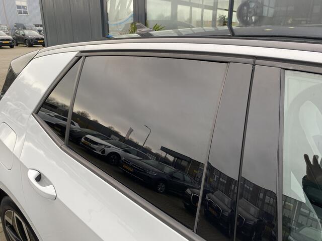 Volkswagen ID.3 First Plus 58 kWh Camera, Adaptive Cruise Control & App-Connect