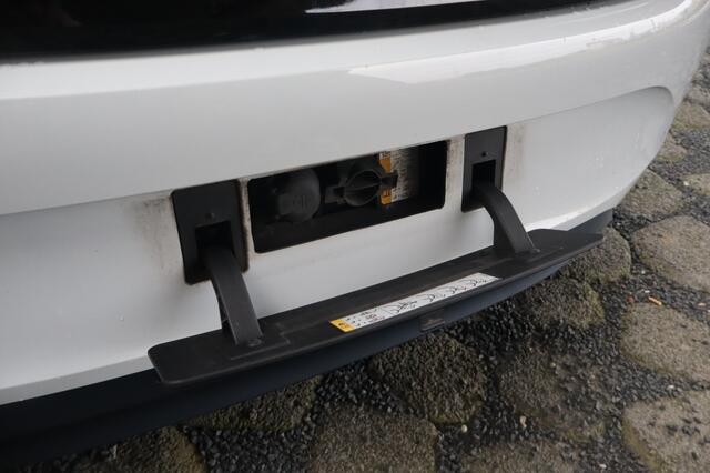 Volkswagen ID.3 First Max 58 kWh | Trekhaak | LED | Comf. Stoelen | Panoramadak