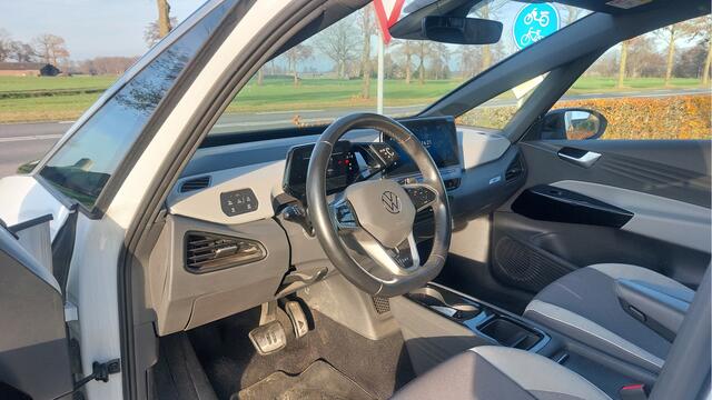 Volkswagen ID.3 First Plus 58 kWh CLIMA/LED/NAVI/CARPLAY BJ 2020