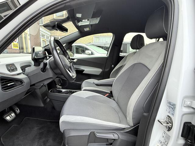 Volkswagen ID.3 First Plus 58 kWh Camera, Trekhaak, 19''Lmv