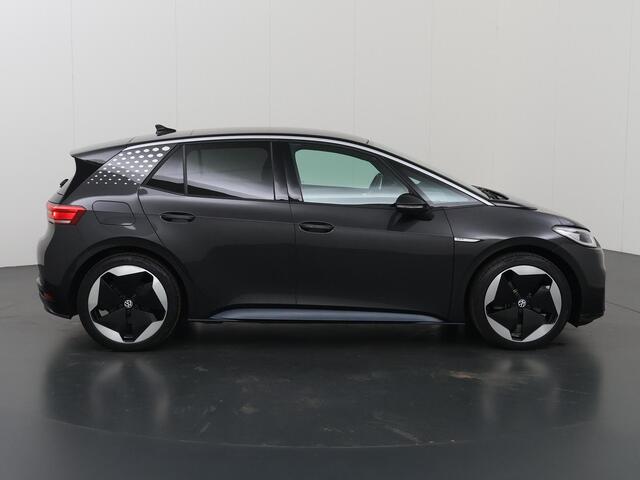 Volkswagen ID.3 Pro 58 kWh | SOH 95% | Ele. verstelbare stoelen | Navigatie | Stoel/stuurverwarming | Camera | DAB | Sportstoelen | Panoramadak | IQ Light | Warmtepomp | Apple CarPlay/Android Auto |