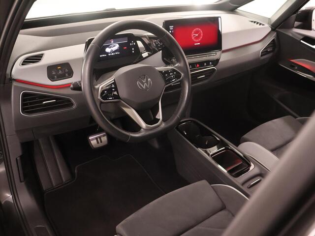 Volkswagen ID.3 Pro 58 kWh | SOH 95% | Ele. verstelbare stoelen | Navigatie | Stoel/stuurverwarming | Camera | DAB | Sportstoelen | Panoramadak | IQ Light | Warmtepomp | Apple CarPlay/Android Auto |