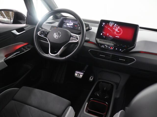 Volkswagen ID.3 Pro 58 kWh | SOH 95% | Ele. verstelbare stoelen | Navigatie | Stoel/stuurverwarming | Camera | DAB | Sportstoelen | Panoramadak | IQ Light | Warmtepomp | Apple CarPlay/Android Auto |