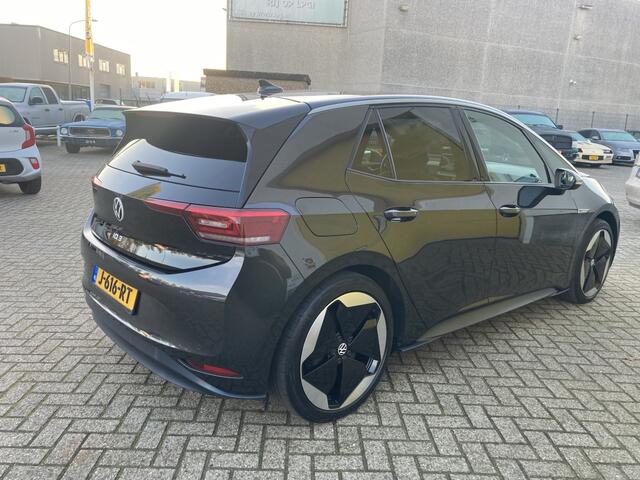 Volkswagen ID.3 First Max 58 kWh SOH 90% Panoramadak