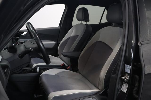 Volkswagen ID.3 First Plus 58 kWh | Matrix | Navigatie | Camera