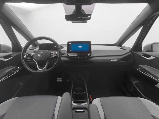 Volkswagen ID.3 First Plus 58 kWh | CAMERA | ADAPTIVE | STOEL- EN STUURVERW.