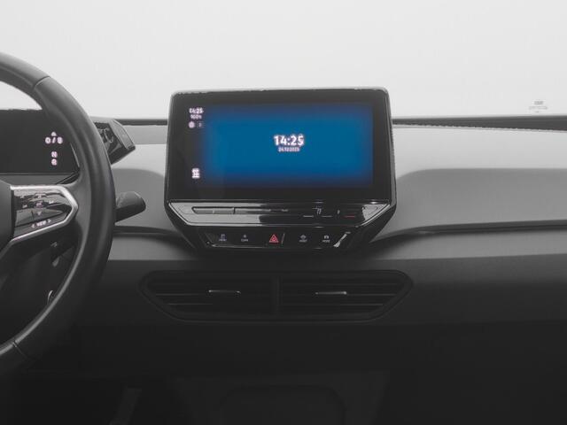 Volkswagen ID.3 First Plus 58 kWh | CAMERA | ADAPTIVE | STOEL- EN STUURVERW.
