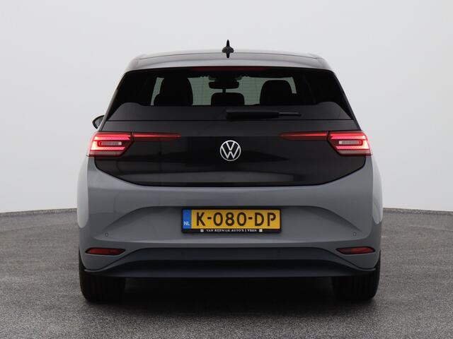 Volkswagen ID.3 First Plus 58 kWh | CAMERA | ADAPTIVE | STOEL- EN STUURVERW.