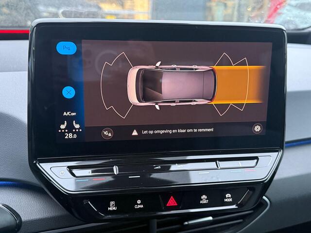 Volkswagen ID.3 Life 58 kWh 204PK | Parkeersensoren voor + achter | Sfeerverlichting | Navigatie | Stoelverwarming